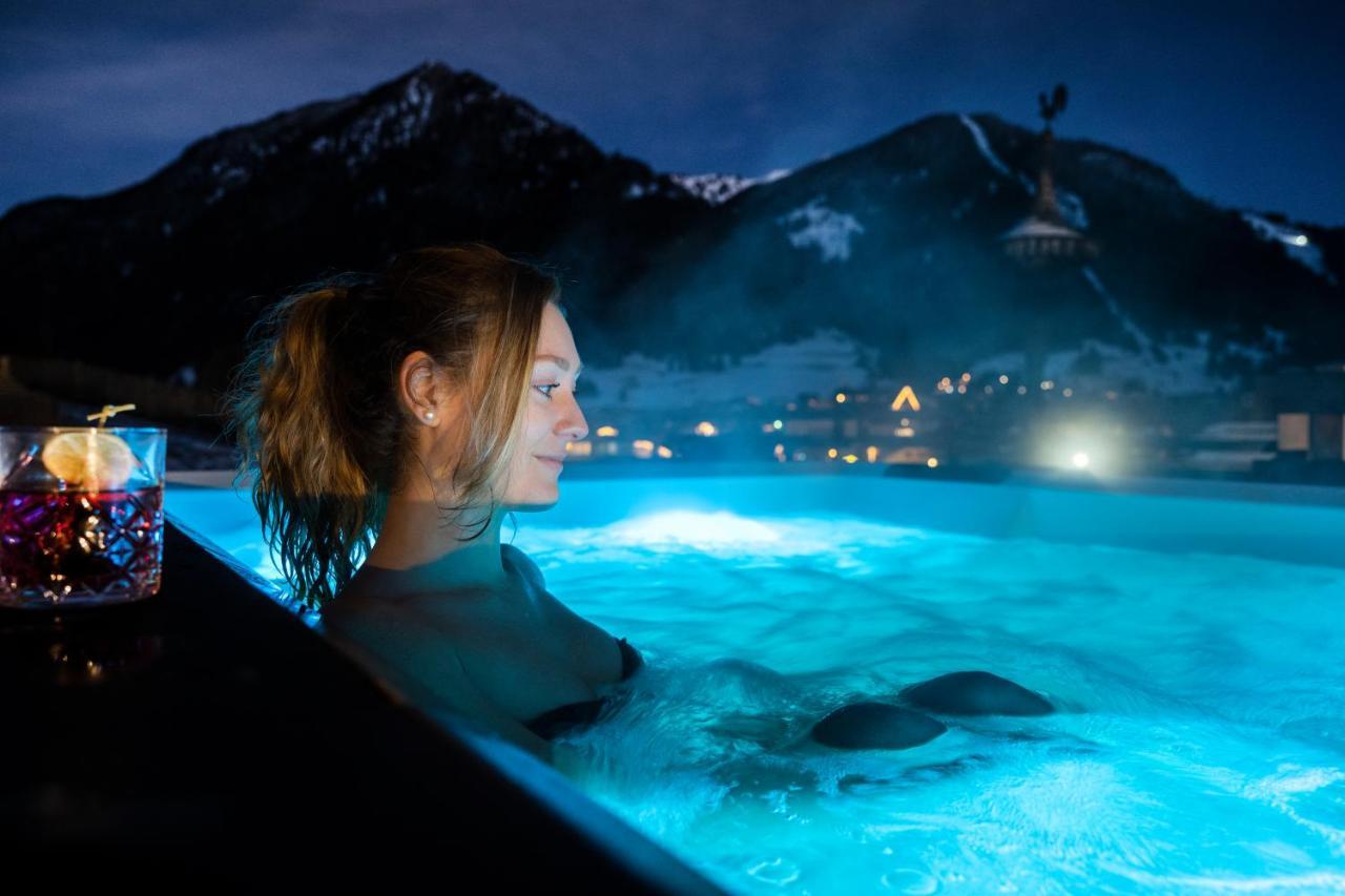 Hotel Ladinia Dolomites View Pozza di Fassa Luaran gambar